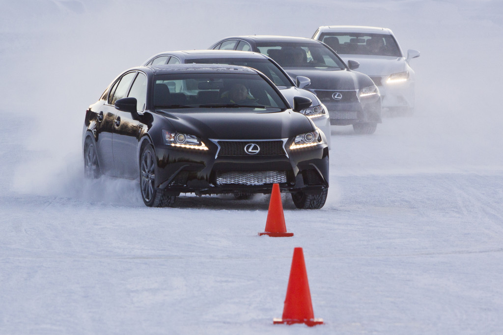 2013 Lexus GS 350 AWD winter driving clinic in Quebec