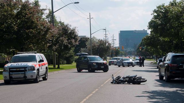  Pickering motorcycle accident Dave Parsons PICKERING -- A motorcyclist is dead after he fell off his bike in Pickering Sunday afternoon and was hit by a car. June 21, 2015 