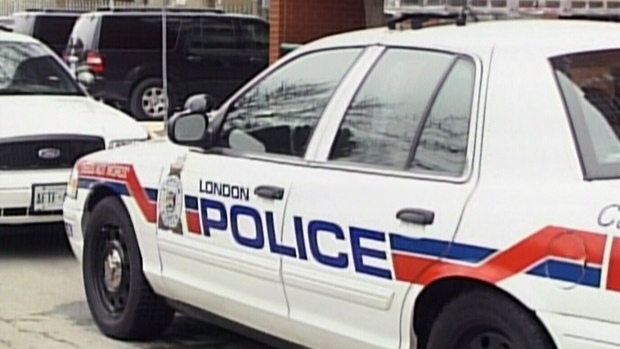 An image of a London police cruiser.