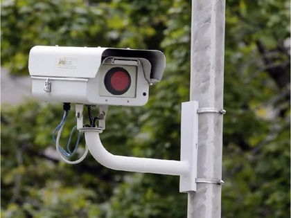 Installing fake traffic cameras would not worth the effort, Ottawa has concluded. CP